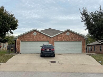 945 Sylvia St, Weatherford, TX 76086 - photo 2