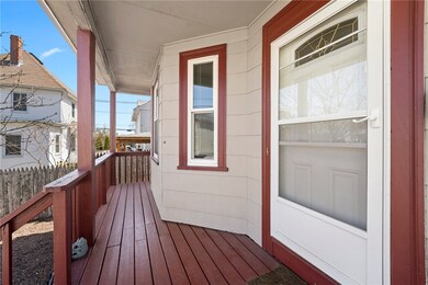 20 Algonquin St, Providence, RI 02907 - photo 2