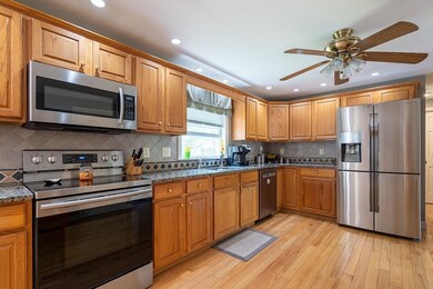 2 Sara Beth Ln, Londonderry, NH 03053 - photo 6