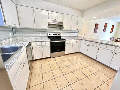 Lots of cabinets