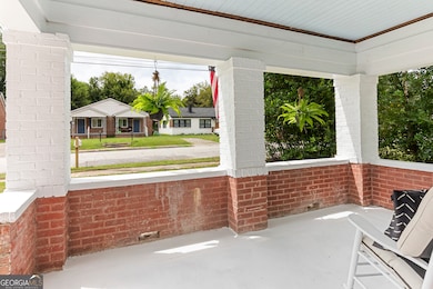 587 Robert Henry St, Macon, GA 31206 - photo 2