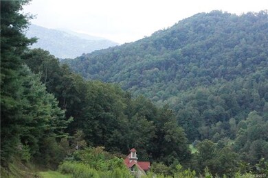 390 Cane Mountain Ln, Burnsville, NC 28714 - photo 4