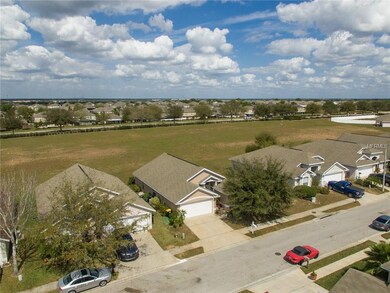 226 Somerset Dr, Davenport, FL 33897 - photo 2