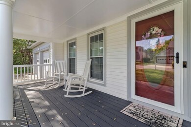 4524 Hazelnut Ct, Chantilly, VA 20151 - photo 4