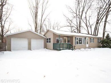 5269 W R Ave, Schoolcraft, MI 49087 - photo 2