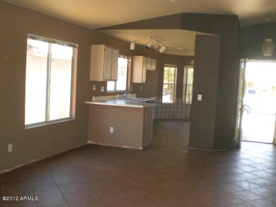 023-156674 living room
