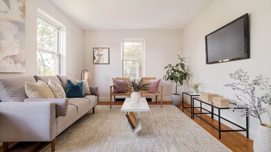 Cambridge Court unit L5B, Cambridge, MA 02139 - photo 3