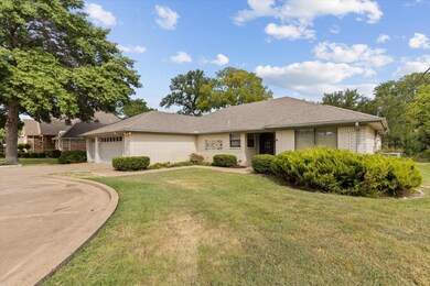 4224 Mojave Dr, Granbury, TX 76049 - photo 2