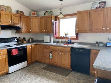 12 Lawson Rd, Newport Center, VT 05857 - photo 6