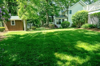 107 Rhinecliff St, Arlington, MA 02476 - photo 3