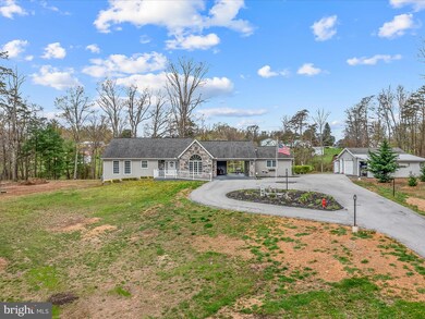 136 Lawyer Ln, Berkeley Springs, WV 25411 - photo 2