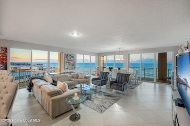 Luxurious NE Corner Unit