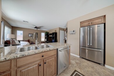 2405 W Silver Sage Ln-16