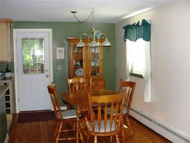 19 Hemlock Dr, Medway, MA 02053 - photo 6