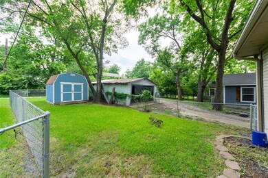 1212 W Morton St, Denison, TX 75020 - photo 3