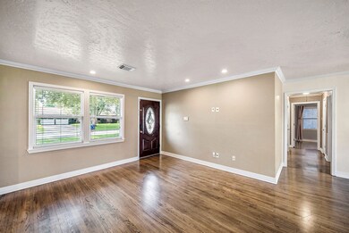 1617 Ronson Rd, Houston, TX 77055 - photo 6