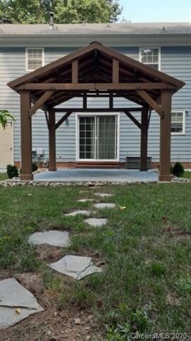 9104 Twin Trail Dr, Huntersville, NC 28078 - photo 3