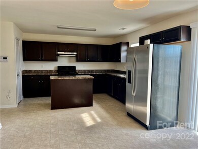 622 Hallstead St, Concord, NC 28025 - photo 4