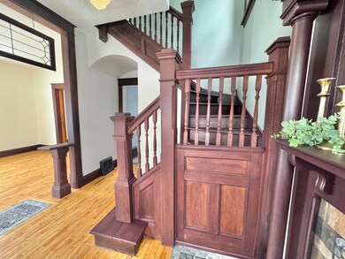 All original woodwork