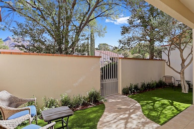 1077 Los Jardines Cir, El Paso, TX 79912 - photo 4