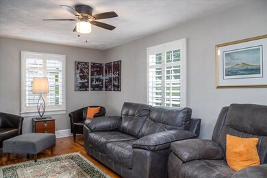 07-007-5038 Morwanda St NW-7-Edit