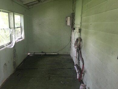 326 N Mulberry St, Logan, OH 43138 - photo 7