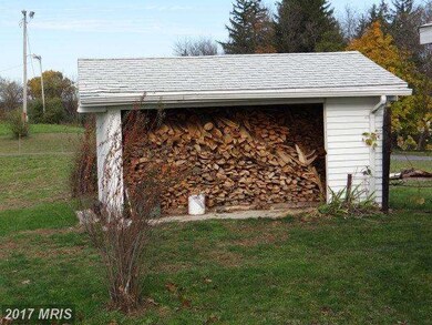 3885 Warm Spring Rd, Chambersburg, PA 17202 - photo 6