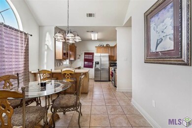 6463 Windwood Dr, Zachary, LA 70791 - photo 4