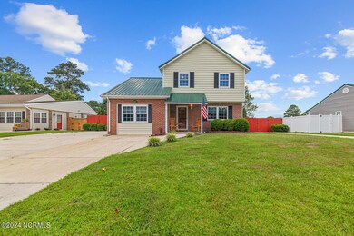 223 Spruce Ct, Jacksonville, NC 28546 - photo 3