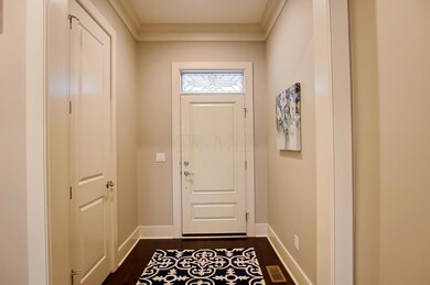 1574 Roxbury Rd unit 1574, Columbus, OH 43212 - photo 3