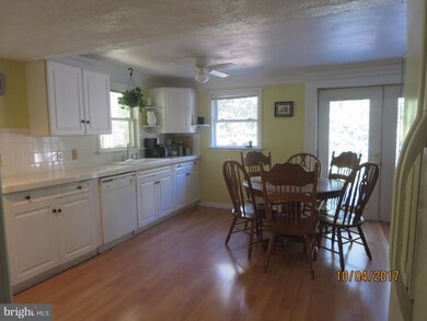 325 Apple Jack Cir, Linden, VA 22642 - photo 5