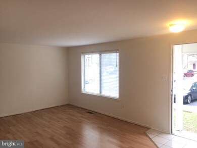 14402 Pebble Hill Ln, North Potomac, MD 20878 - photo 5