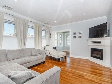 67 Franconia St unit 1, Dorchester, MA 02122 - photo 5