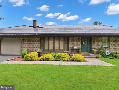 20412 Holt Cir, Hagerstown, MD 21742 - photo 4