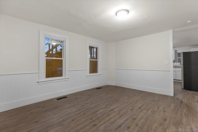 8 Bancroft St, Torrington, CT 06790 - photo 6