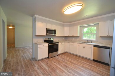 2435 Hallowing Point Rd, Prince Frederick, MD 20678 - photo 7