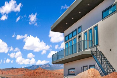 950 W Cir St George UT 84770-large-005-0