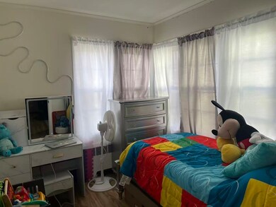 2 Acorn St unit 2, Malden, MA 02148 - photo 3