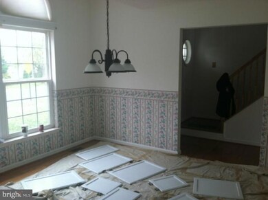 341 W Cedarmeade Ave, Winchester, VA 22601 - photo 5