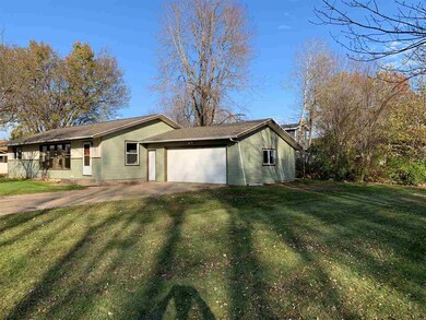 1211 18th St S, Wisconsin Rapids, WI 54494 - photo 2
