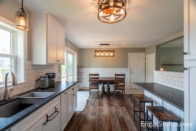 Sunfield Dr.-12