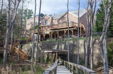 Plenty of outdoor space to enjoy lake views and na