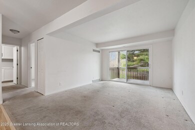 1747-Maple-Ridge-Rd-Apt-15-WindowStill-R