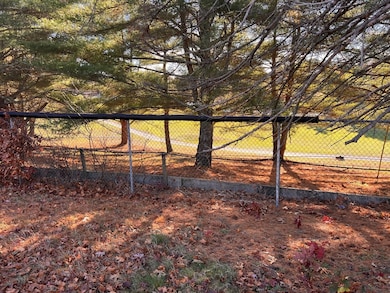 31 Reservoir Ave, Lakeville, MA 02347 - photo 2