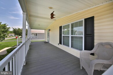 108 Nuthatch Ct W, Bechtelsville, PA 19505 - photo 3