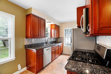 381 E. Jeffrey Kitchen