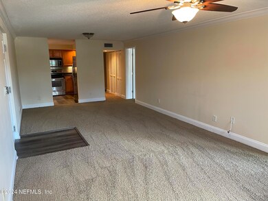 5375 Ortega Farms Blvd unit 408, Jacksonville, FL 32210 - photo 3