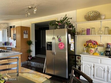 421 W Stratton, Show Low, AZ 85901 - photo 5