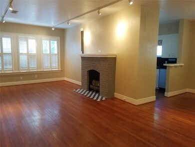 734 E 16th St, Houston, TX 77008 - photo 4