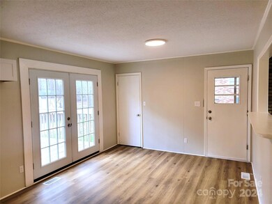 121 Lou Dr, Gastonia, NC 28052 - photo 6